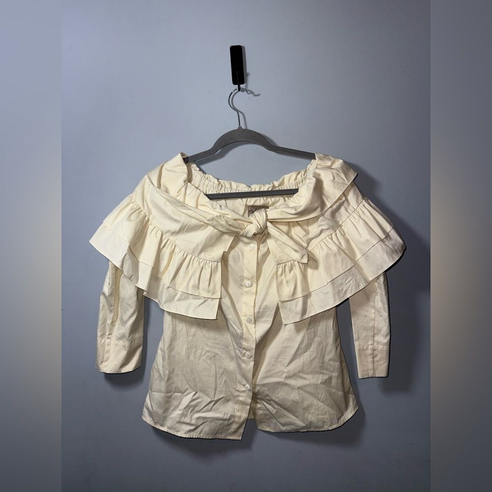 Revolve X Petersyn Georgia cream off  shoulder ruffle blouse Small EUC coquette